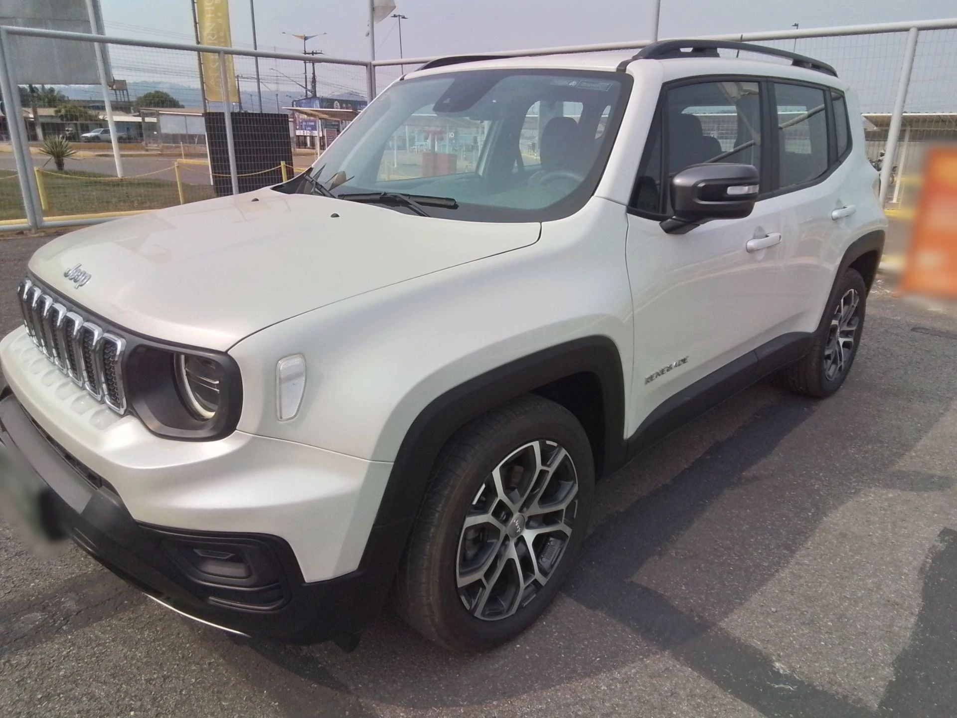 JEEP RENEGADE LONGITUDE 1.3 ANO 2022/2023